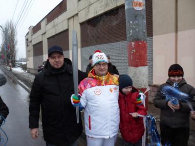 Январь 2014, Нижний Новгород. Честь нести олимпийский огонь Сочи — это навсегда. Мой путь, как путь художника, тоже требует дисциплины и верности своему «огню». #Сочи2014 #Факелоносец